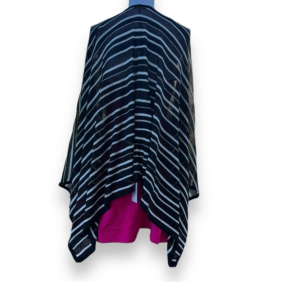 Calvin Klein NWT Knit Ruana Wrap Shawl Soft Sleek Lightweight - Picture 5 of 13